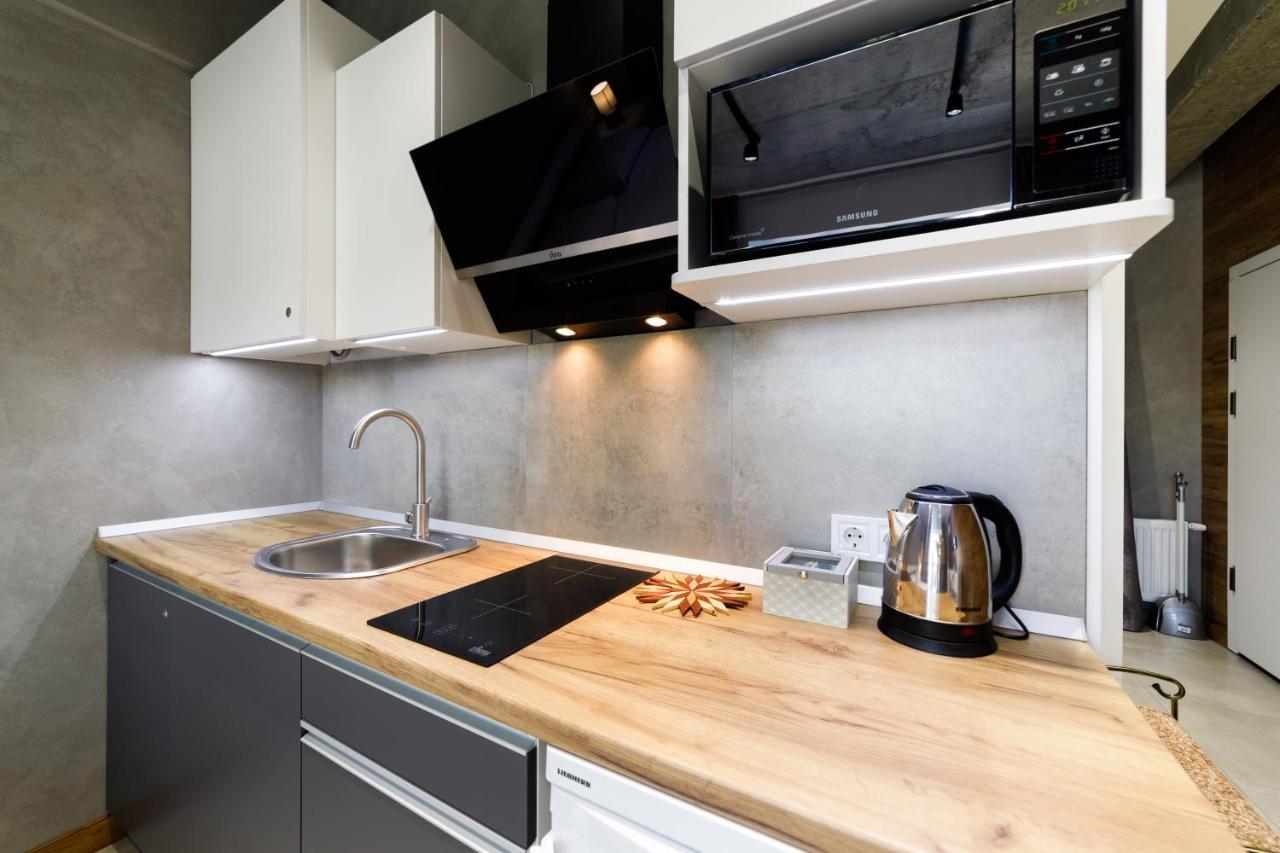 Lux Apartments 利沃夫 外观 照片
