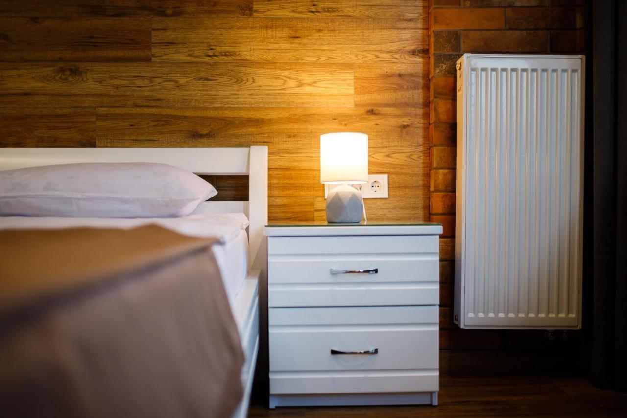 Lux Apartments 利沃夫 外观 照片