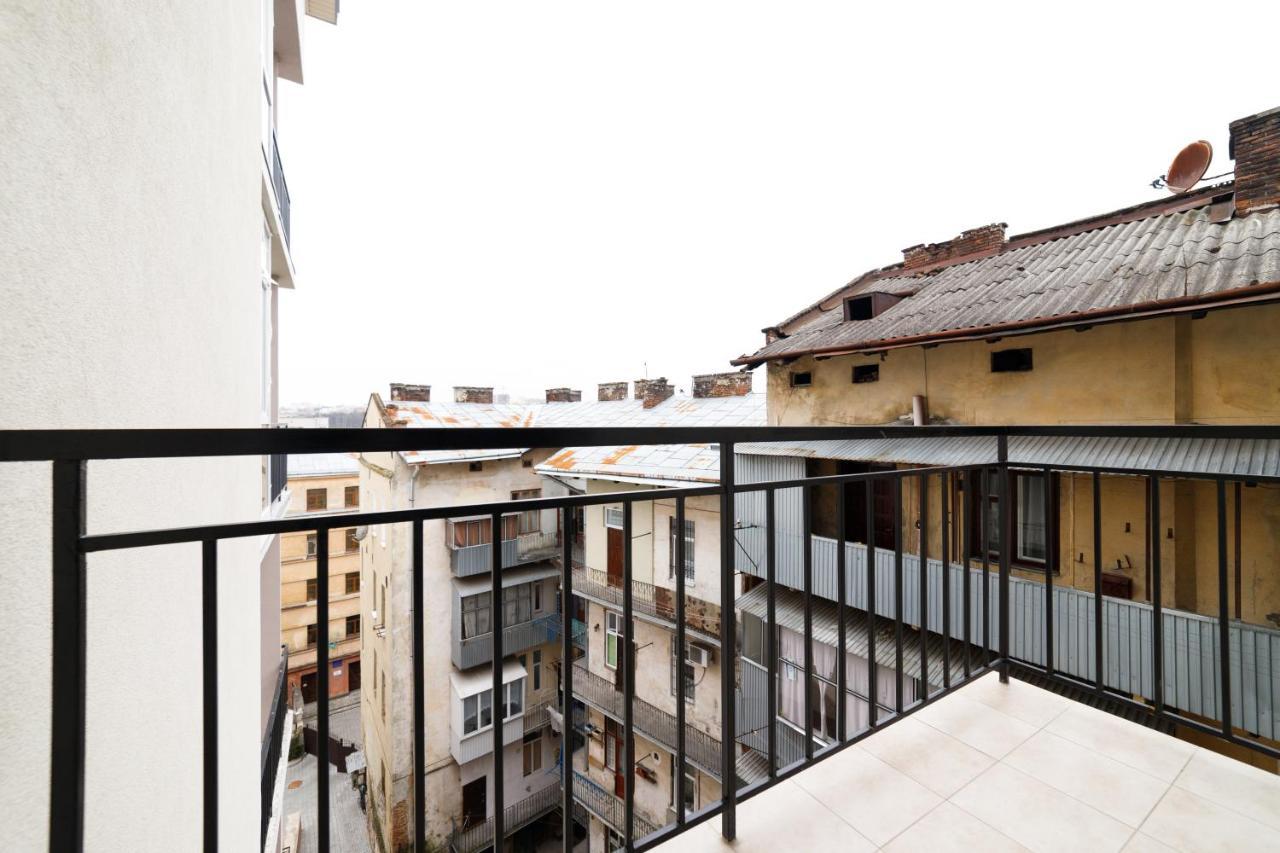 Lux Apartments 利沃夫 外观 照片