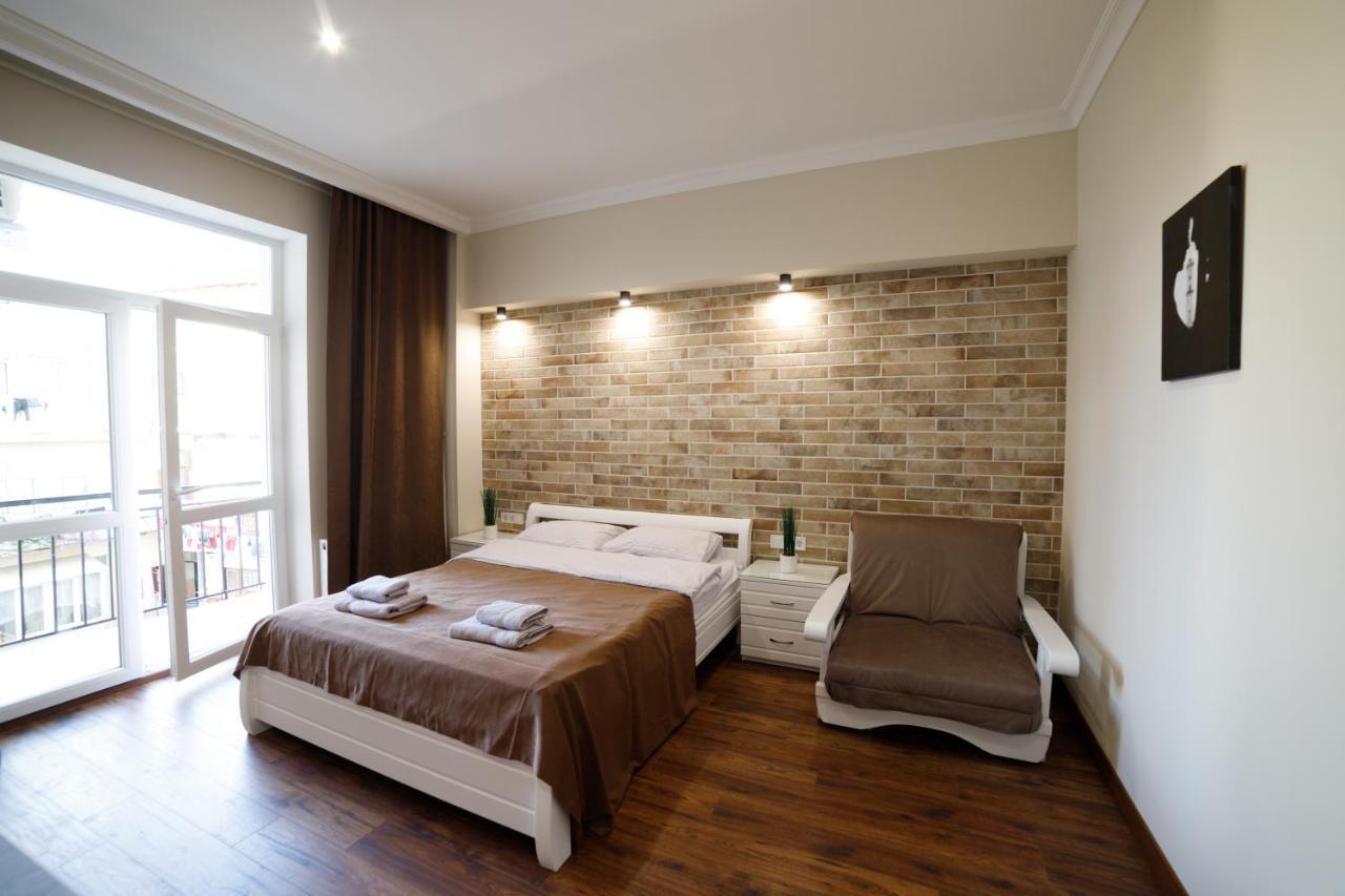 Lux Apartments 利沃夫 外观 照片