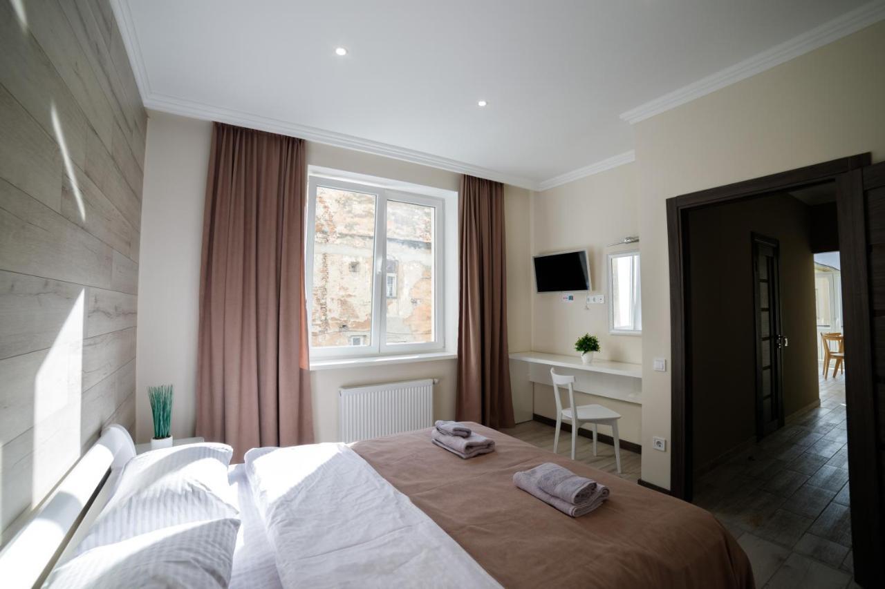 Lux Apartments 利沃夫 外观 照片
