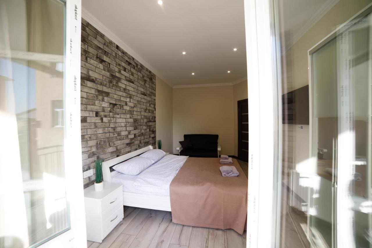Lux Apartments 利沃夫 外观 照片