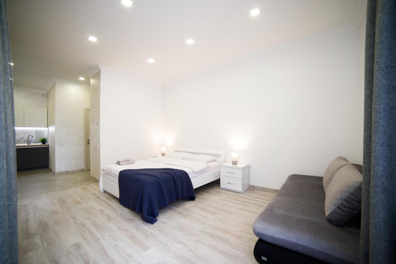 Lux Apartments 利沃夫 外观 照片