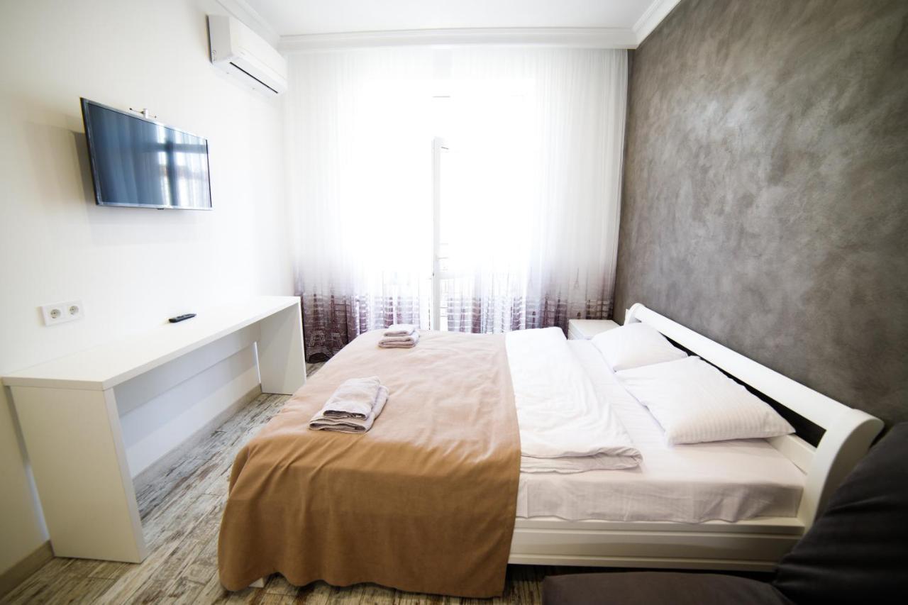 Lux Apartments 利沃夫 外观 照片